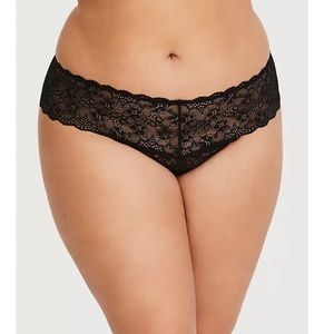 Torrid-Black Lace Thong Panty size 1X